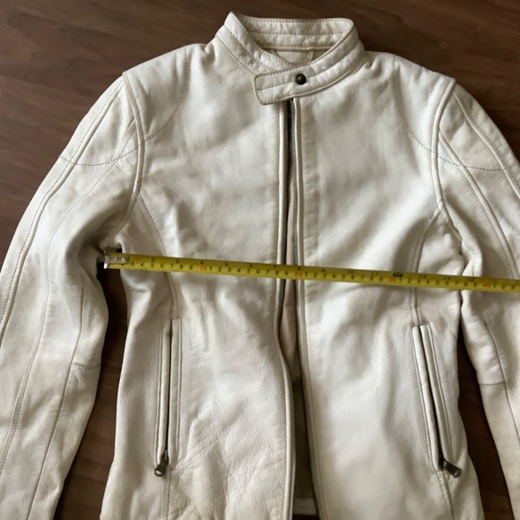 Danier off-white biker leather jacket - Picture 7 of 11